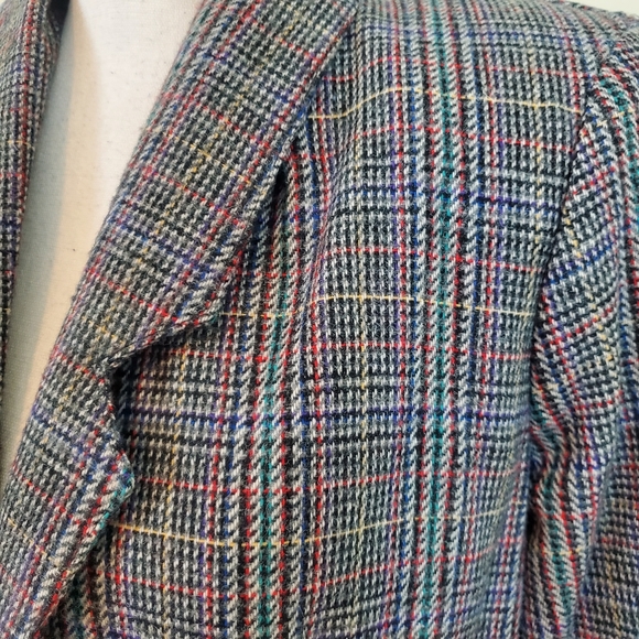 Vintage T R Bentley Plaid Wool Blend Blazer! Size 6. - Picture 4 of 10